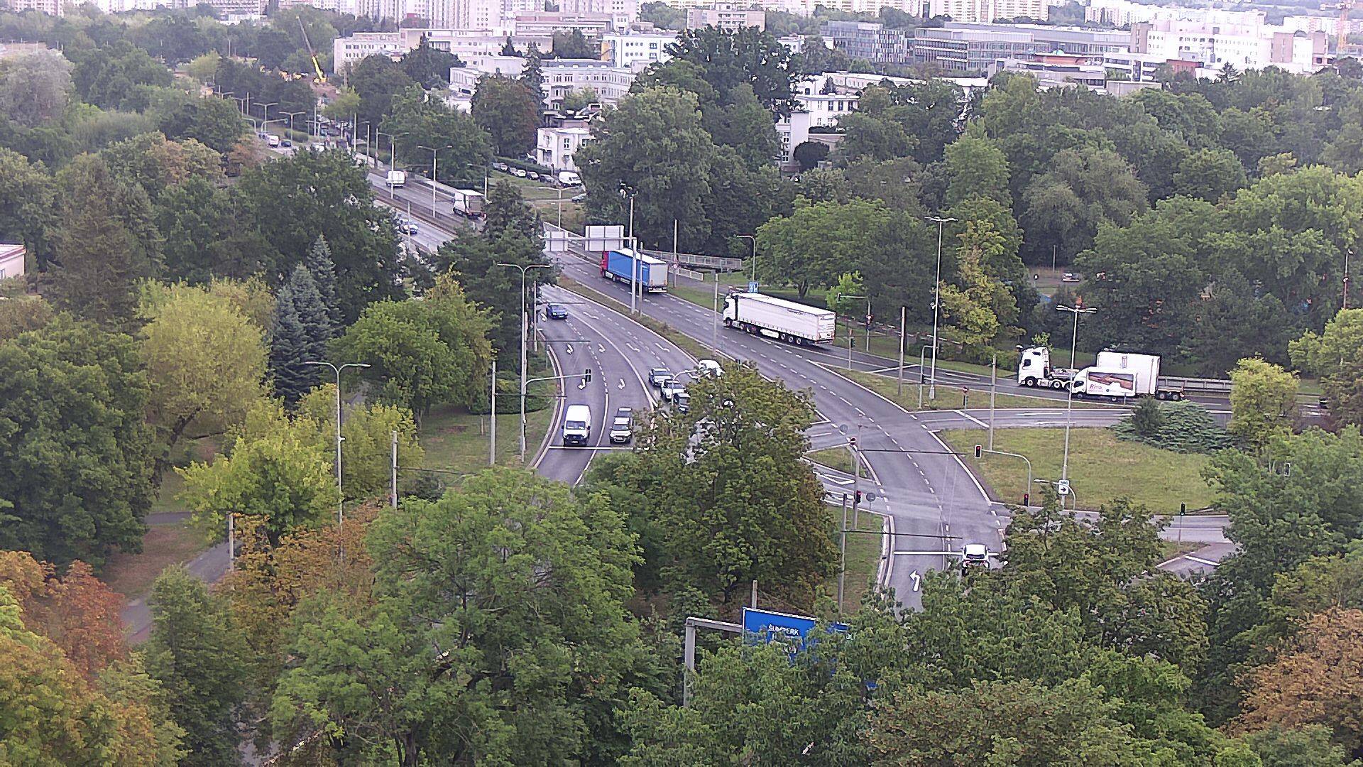 Webová kamera - Křižovatka u soutoku - čas 10:00