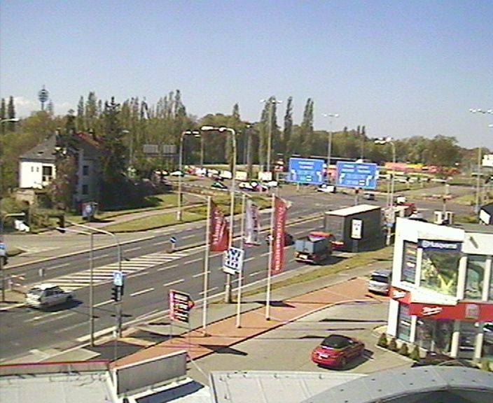 Webová kamera - křižovatka Tesla - čas 10:00