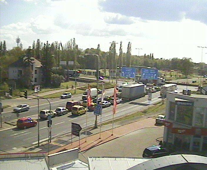 Webová kamera - křižovatka Tesla - čas 16:00