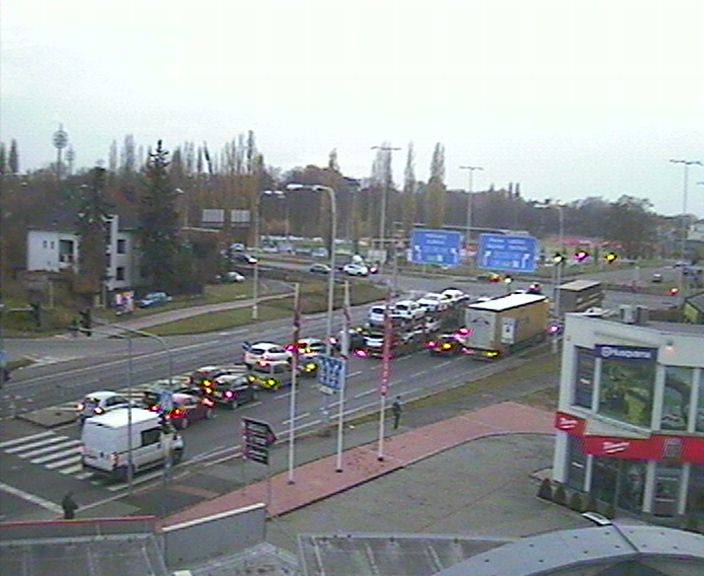 Webová kamera - křižovatka Tesla - čas 16:00