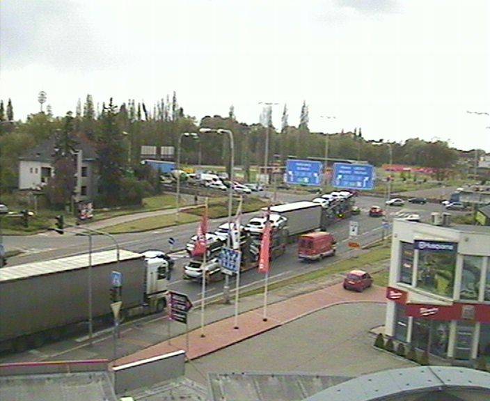 Webová kamera - křižovatka Tesla - čas 16:00