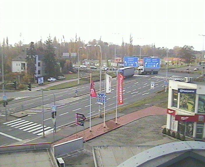 Webová kamera - křižovatka Tesla - čas 10:00