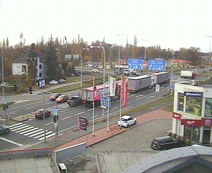 Webová kamera - křižovatka Tesla - čas 10:00