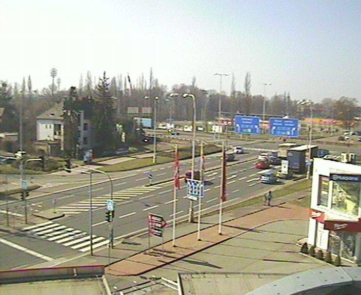 Webová kamera - křižovatka Tesla - čas 10:00
