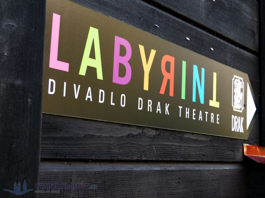 V roce 2010 se otevřel Labyrint Divadla Drak - ráj divadla a vzdělávání