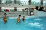 Tip na jarní prázdniny: Pohádkový týden v Městských lázních a aquazorbing v plaveckém bazénu