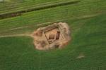 U Hradce Králové se našel neobvyklý pravěký rondel, říká se mu „hradecký Stonehenge“