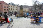 Netradiční projekt oživuje Hradec sousedskými setkáními