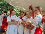 Zveme: Divadlo, folklór v parku i pravěké dožínky. Víkend si užijete