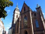 Hradecká katedrála sv. Ducha potřebuje opravy. Narušený je pískovec ve výšce 40 metrů