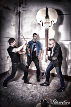 Three Wild Guns